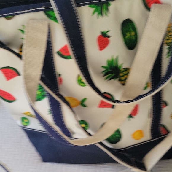 Lands End Fruit Patterned Canvas/Wax Tote Bag Cooler - Picture 4 of 13